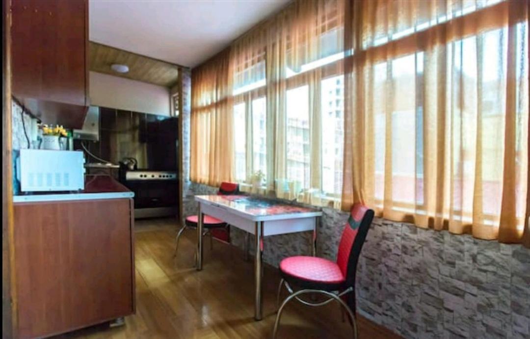 Квартира У Бульвара 1 Batumi Ngoại thất bức ảnh